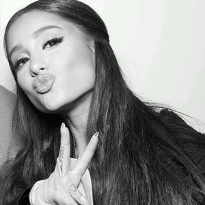 Meet your Posher, Shopping